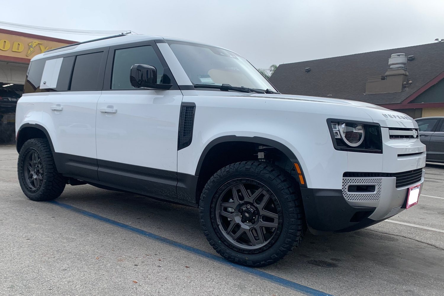 Mantra Wheels for Land Rover Defender White Seamak Gunmetal Grey ⋆