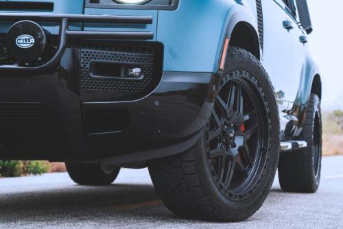Mantra Wheels for Land Rover Defender Blue Seamak 22″ Gloss Black