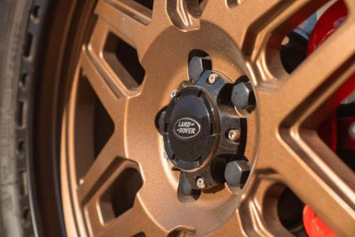 Mantra Wheels for Land Rover Range Rover Matte Black Seamak 20″ Matte Bronze Center Black Ring